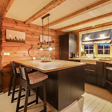 Log In Surrounded By Activity Casa vacanze