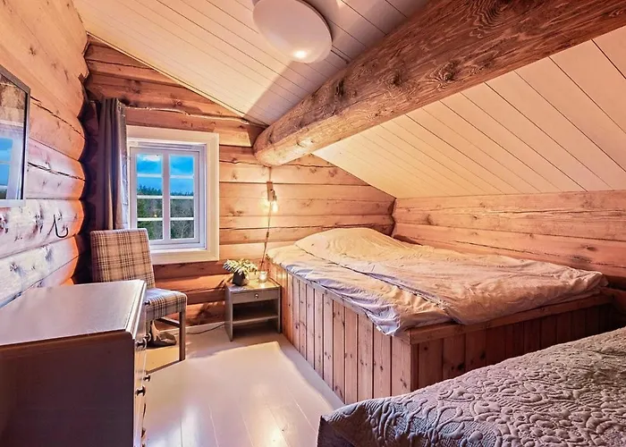 Сasa de vacaciones Log In Surrounded By Activity *